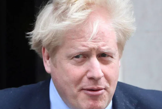 Boris Johnson es trasladado a la UCI tras empeorar de su infección por coronavirus